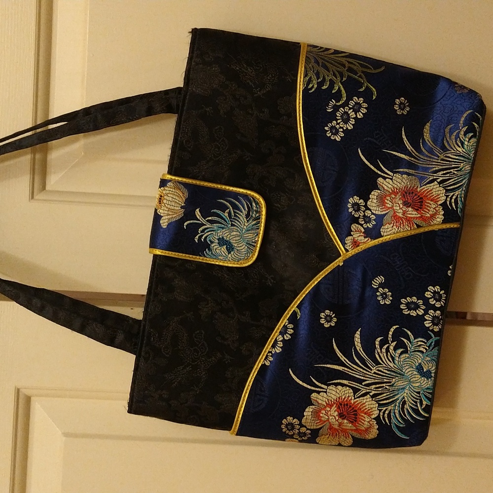 Purse handbag